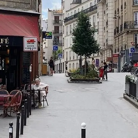 Hébergement de vacances Charming Courtyard Latin Quarter Duplex Paris